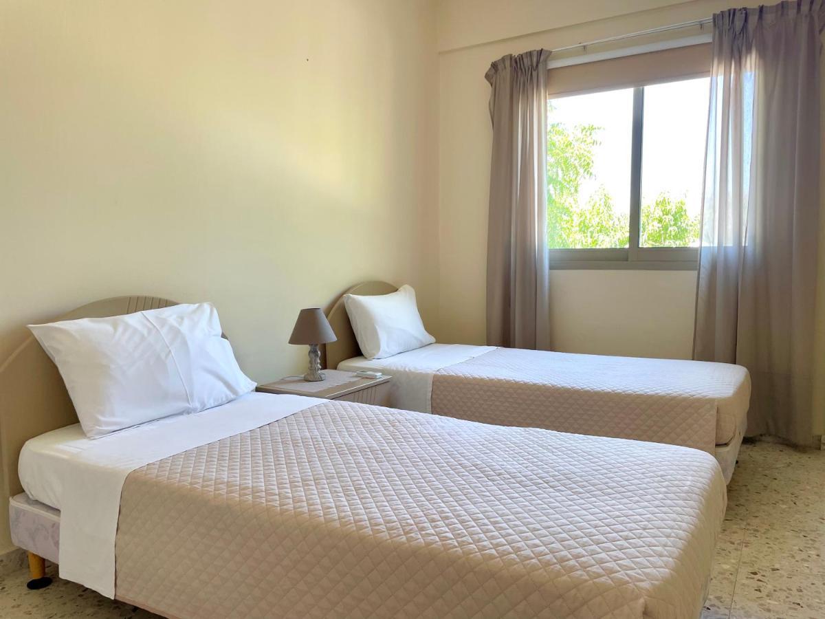 Himonas Apartments Pissouri Exterior photo