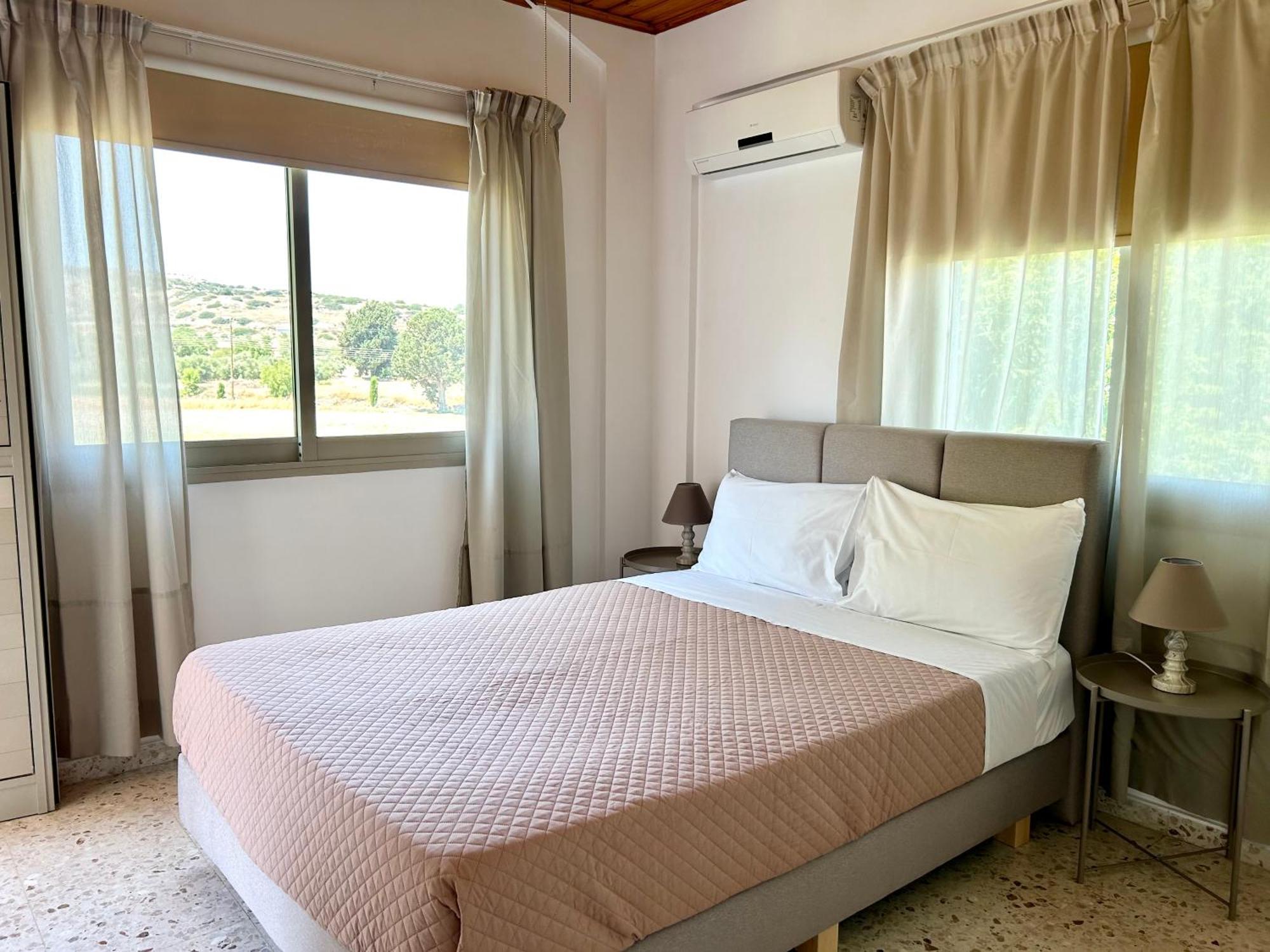 Himonas Apartments Pissouri Exterior photo