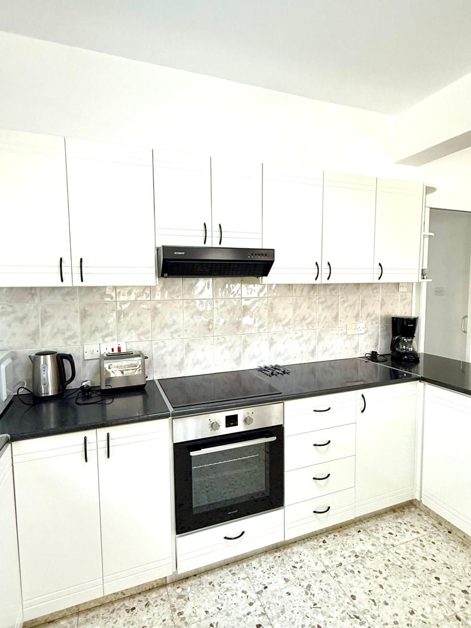 Himonas Apartments Pissouri Exterior photo