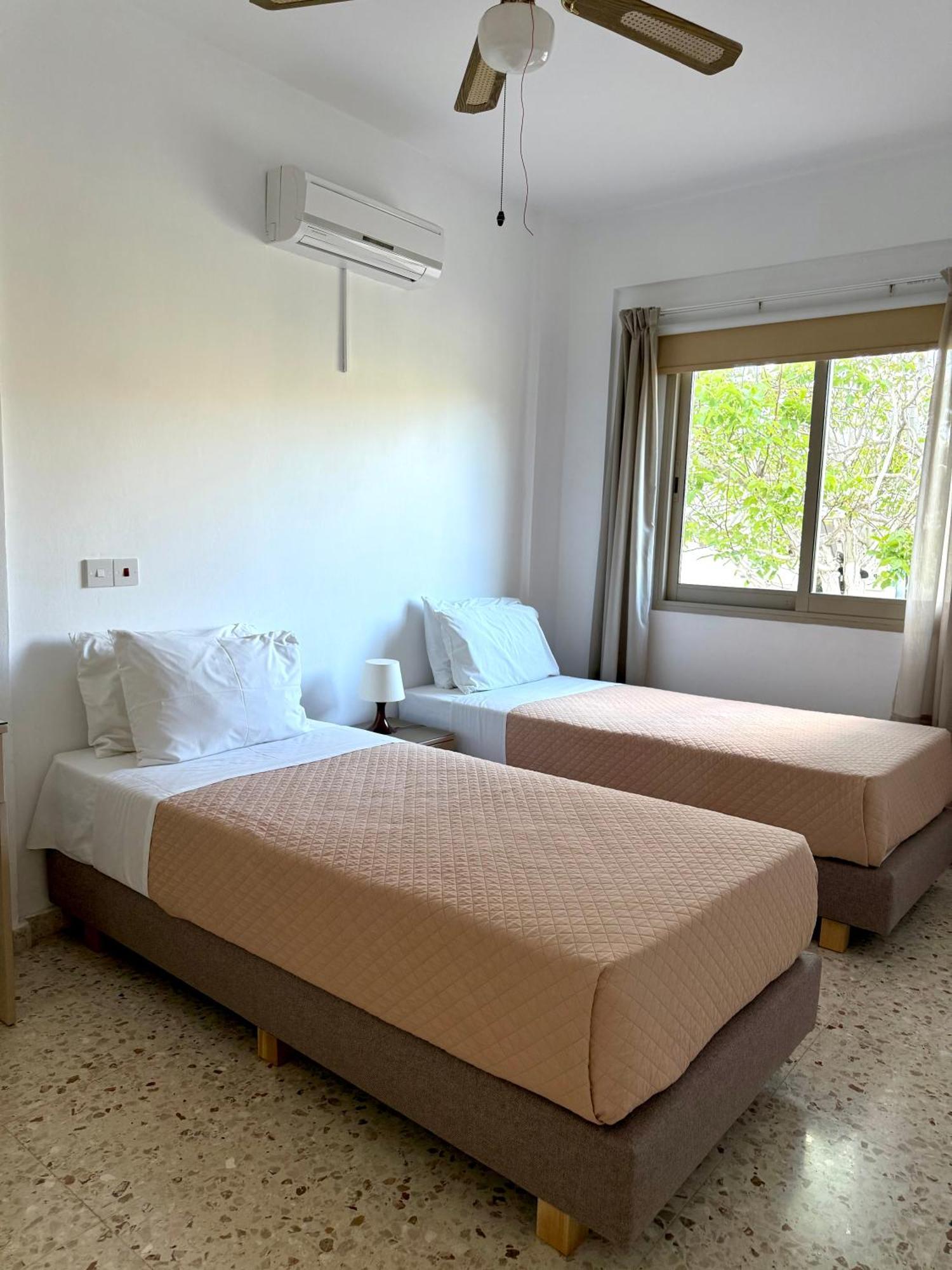 Himonas Apartments Pissouri Exterior photo