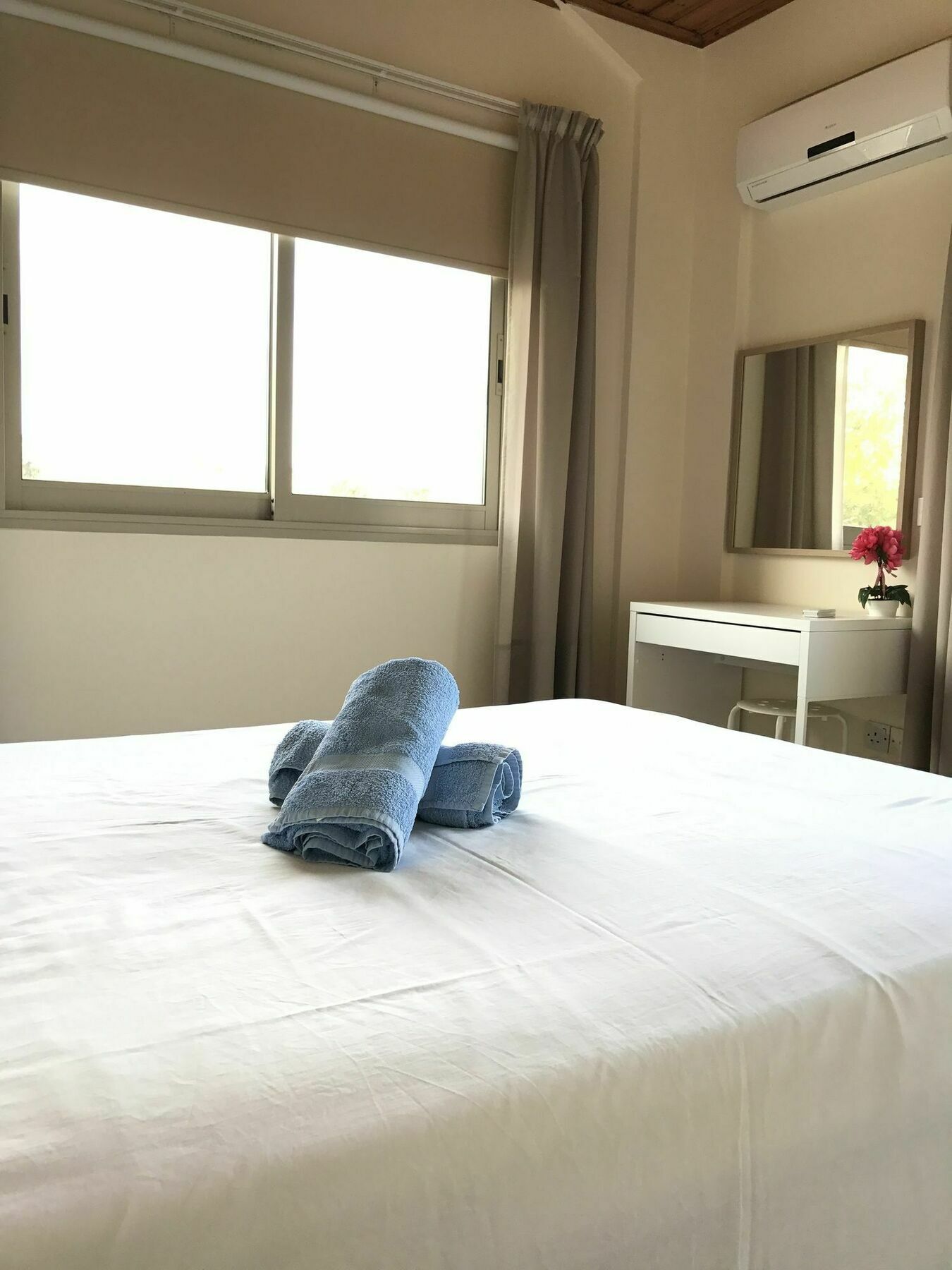 Himonas Apartments Pissouri Exterior photo
