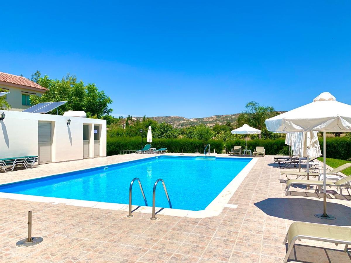 Himonas Apartments Pissouri Exterior photo